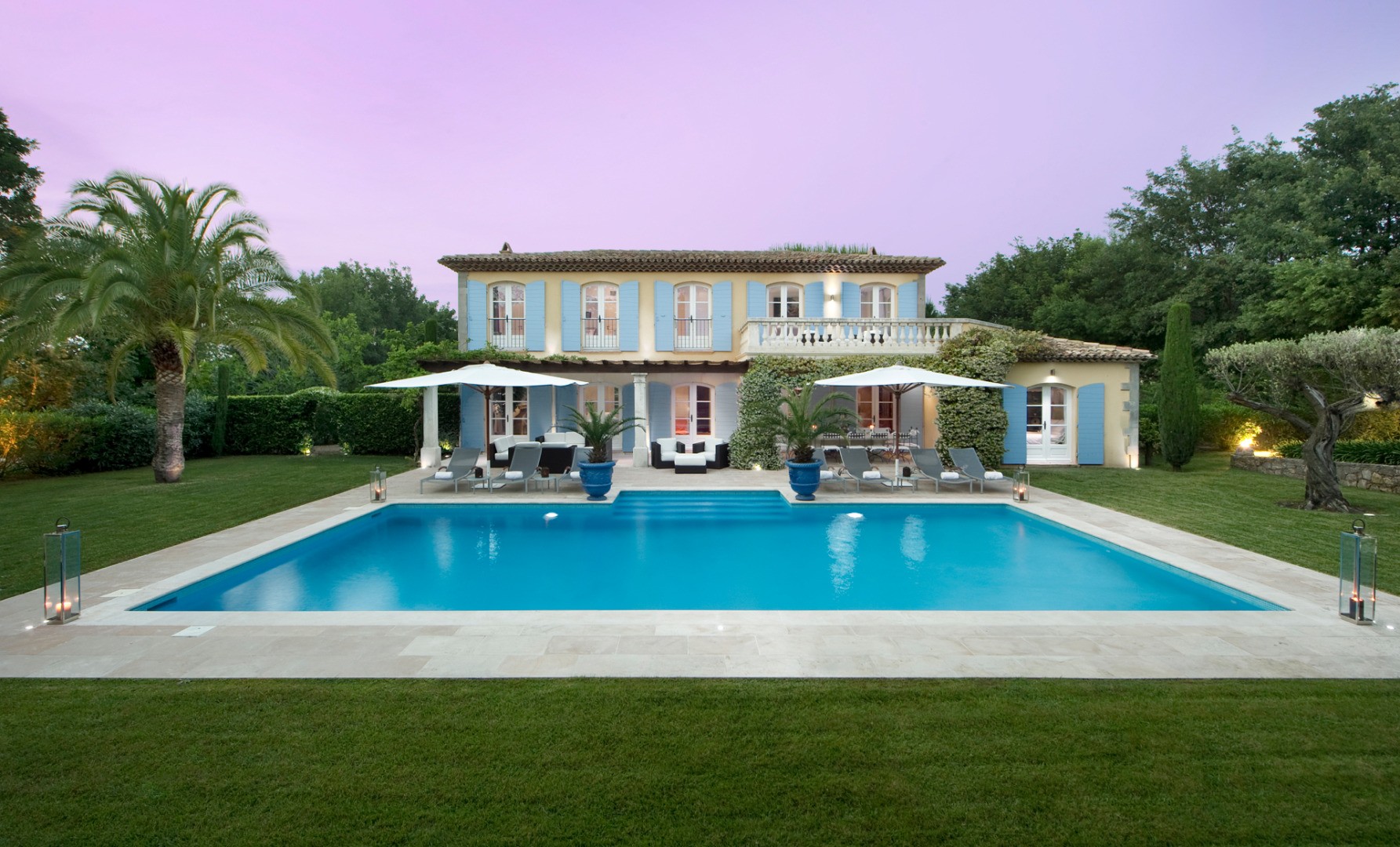 5 Amazing St. Tropez Villas Isle Blue