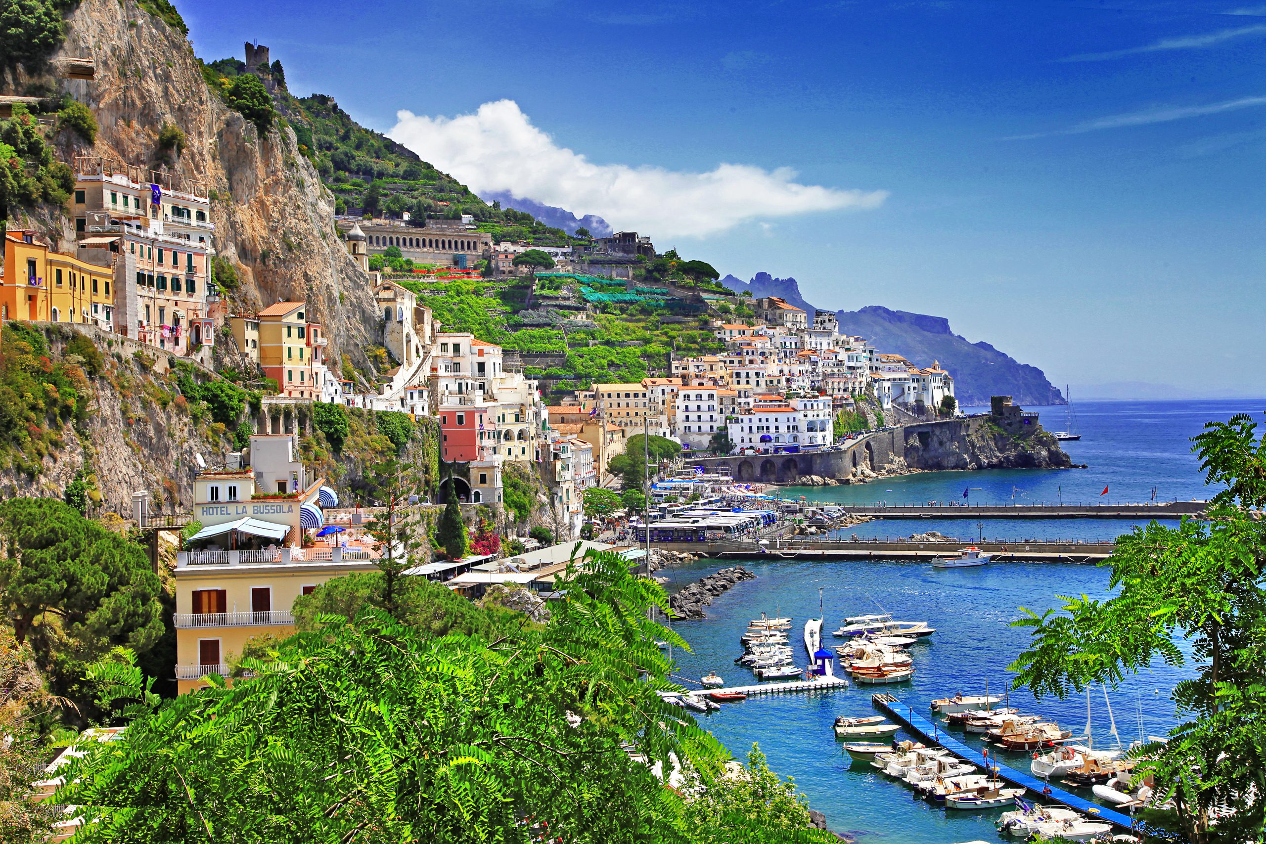 Best Things To Do In Amalfi Coast As A Tourist - Isle Blue