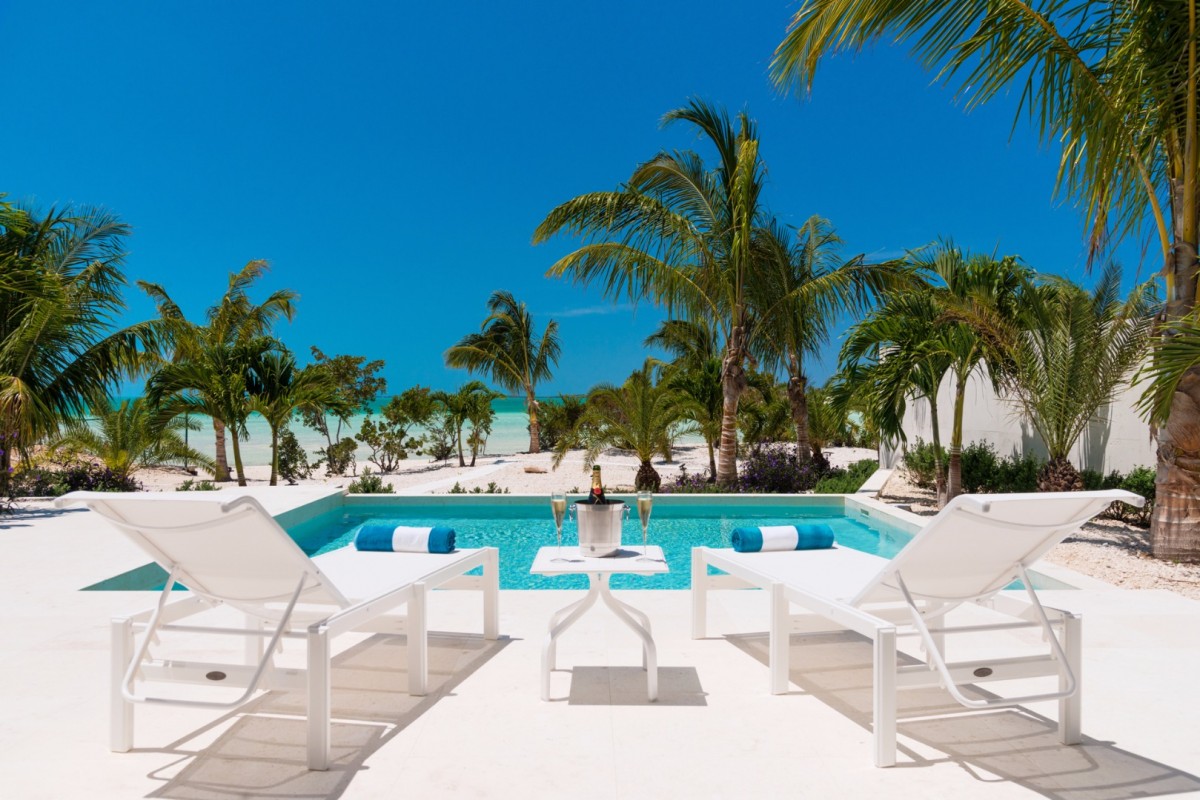 5 Turks & Caicos Honeymoon Villas for the Lifetime Celebration - Isle Blue