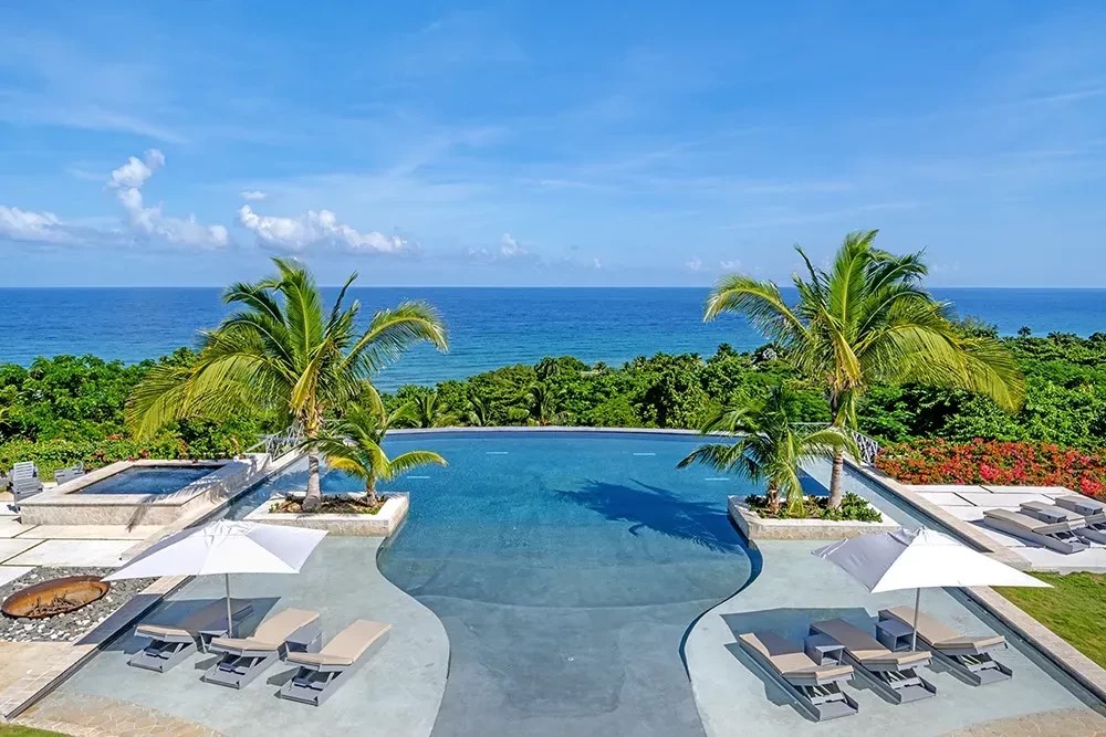 Oceanview pool at Oceana at the Tryall Club, a luxury villa near Montego Bay ideal for relaxing after Reggae Sumfest Jamaica.