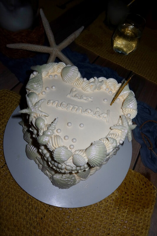 Mermaid-themed heart cake