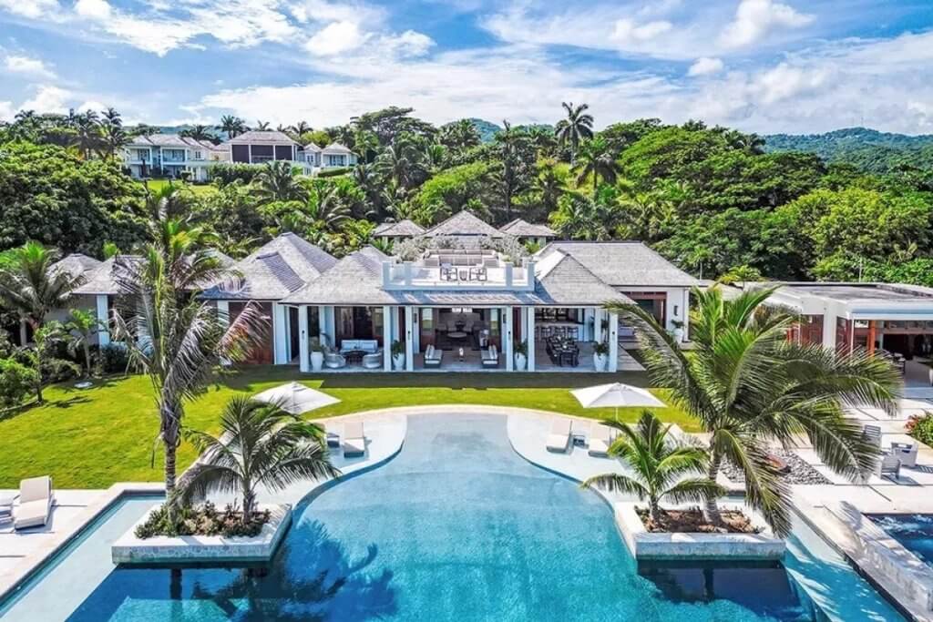 Oceana at the Tryall Club with infinity pool, lush gardens, and serene spaces, reflecting the best villas for luxury honeymoons.