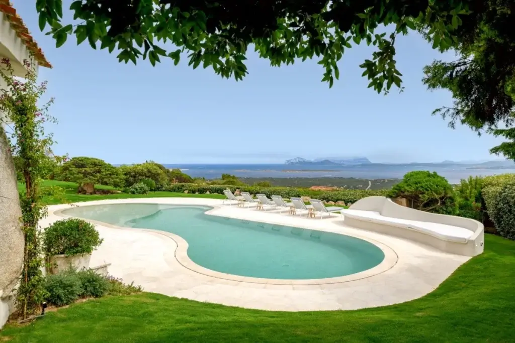Irmix Sardinia private infinity pool overlooking Cala di Volpe during Sardinia Major Regattas with landscaped gardens