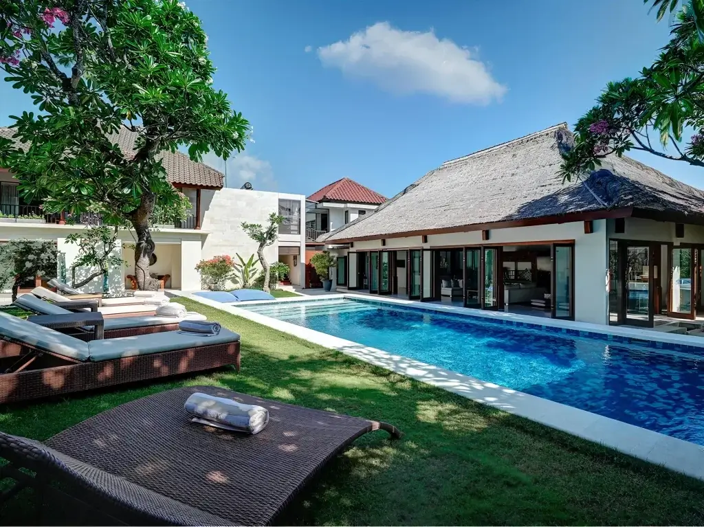 Private pool and garden lounge at Casa Evaliza Bali among Bali villas this season
