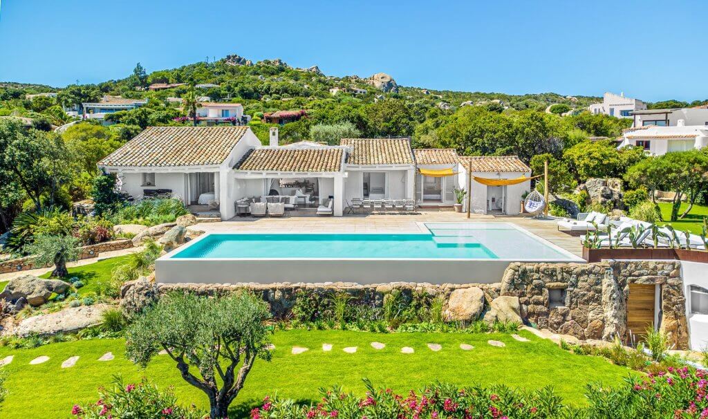 Li Neuli in Sardinia with a private infinity pool and gardens in one of the best places to visit in Italy.
